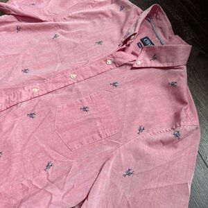 Chaps Men’s Pink Lobster Print Short Sleeve Button Down Shirt Size L
